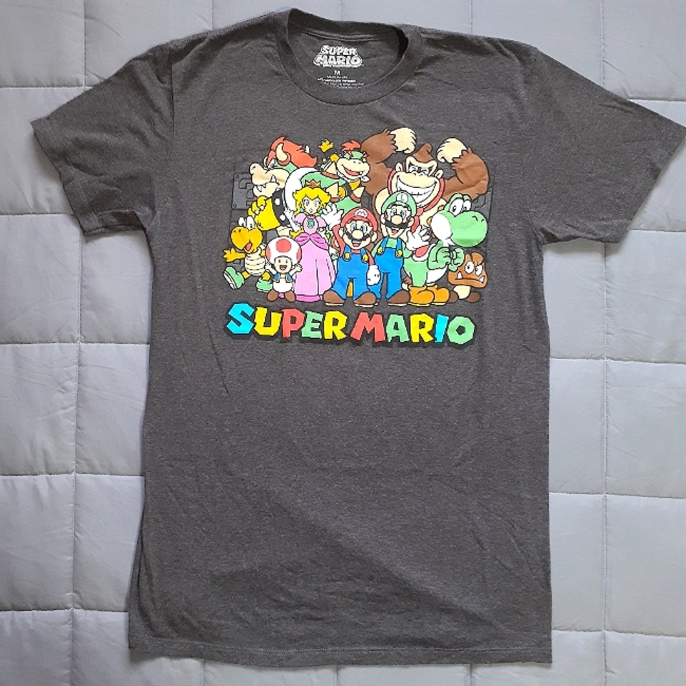 Super Mario Group Graphic Tee Nintendo